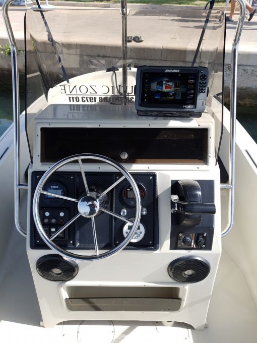 rental boat whaler console 2