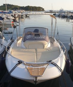 rental boat key largo 20 on the dock